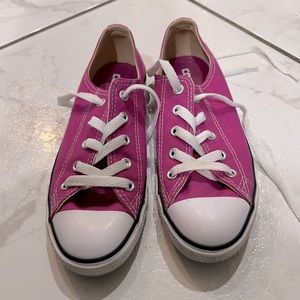 Pink and white converse. Size 6.